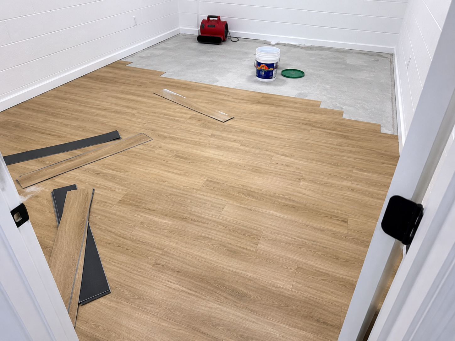 vinyl-plank-installation